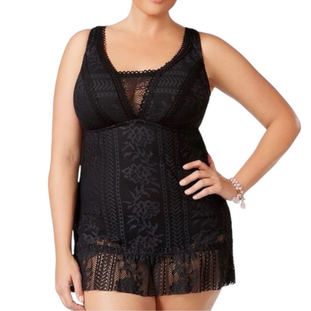 BECCA Elegant Black Lace Chemise Brand New